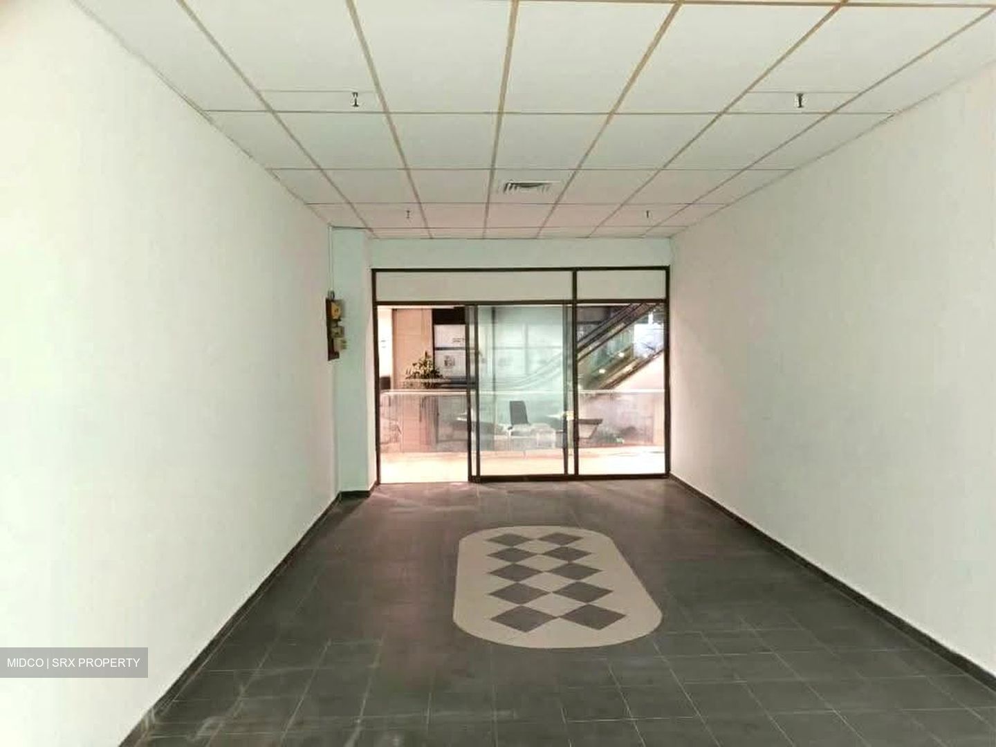 Lucky Plaza (D9), Shop House #629208141